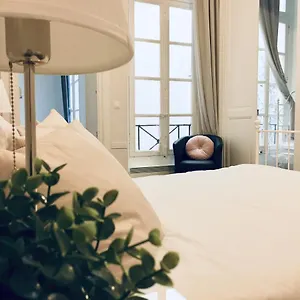 https://appartement-marais-75004.fr-paris.fr